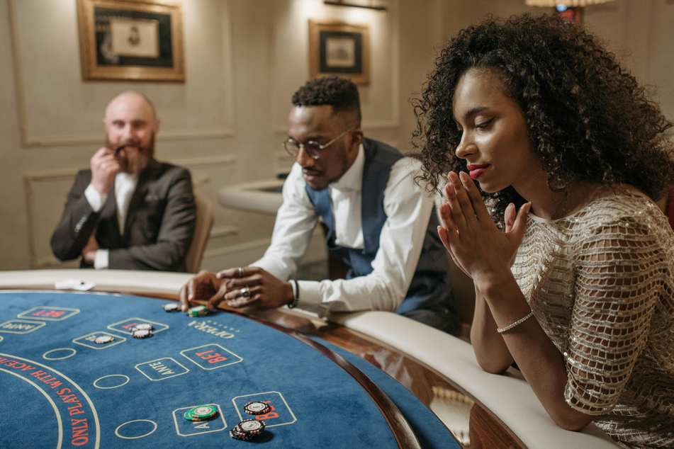 Spinsy casino app